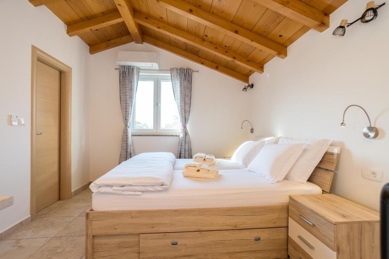 Holiday House Toici Nenadici  Екстер'єр фото