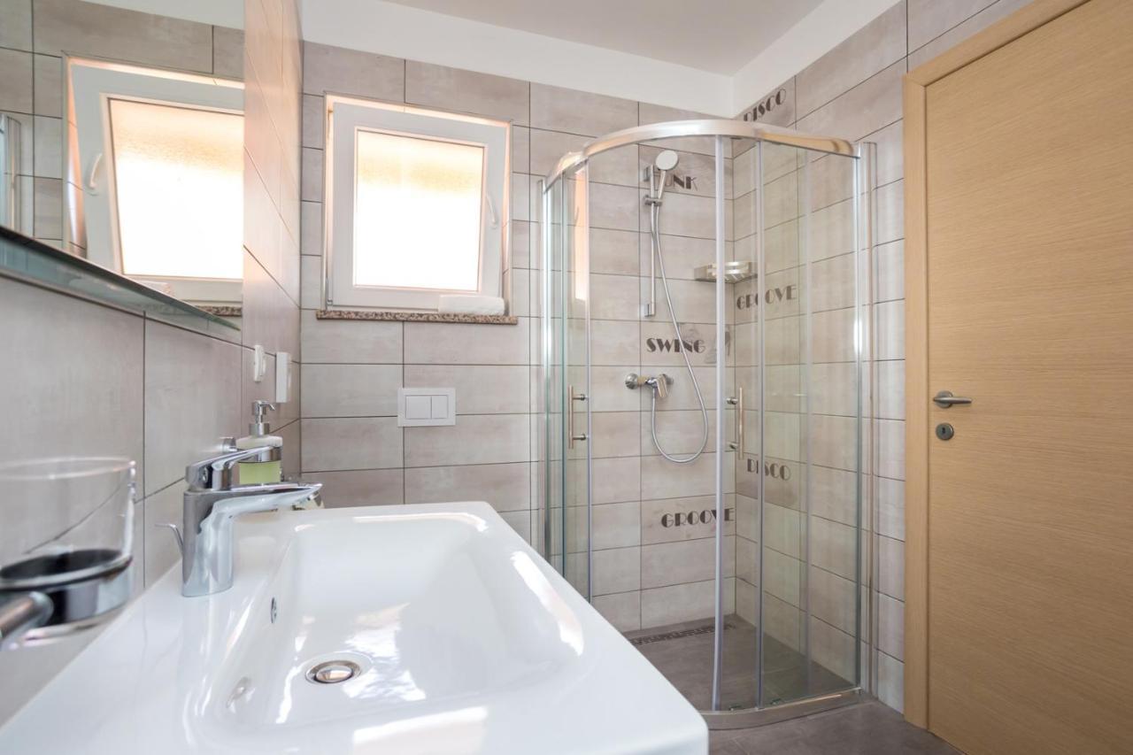 Holiday House Toici Nenadici  Екстер'єр фото