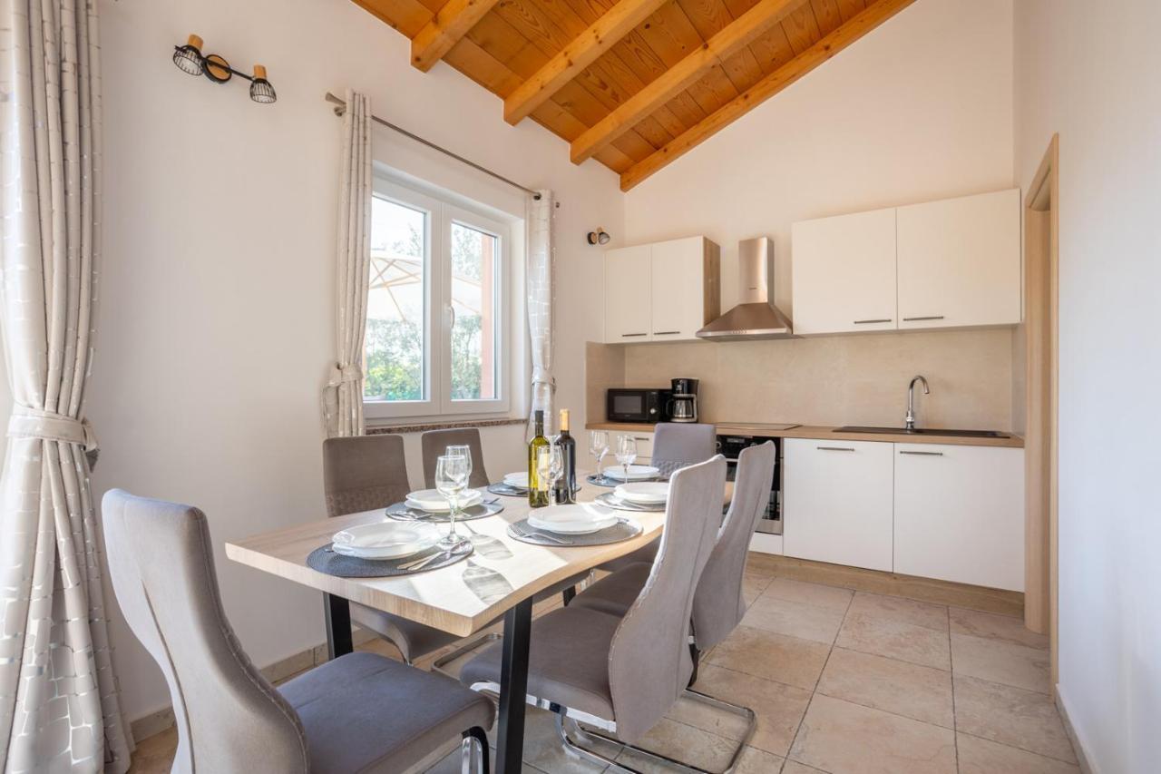 Holiday House Toici Nenadici  Екстер'єр фото