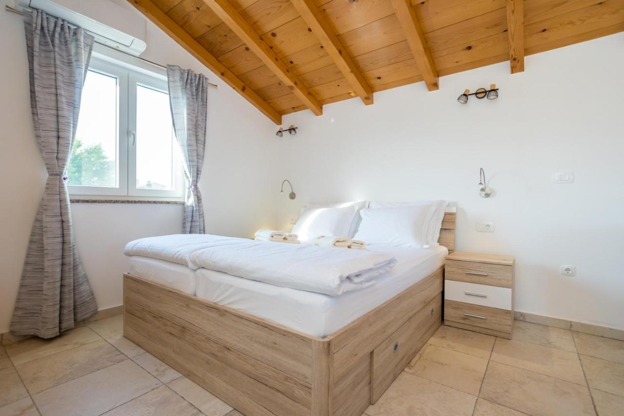 Holiday House Toici Nenadici  Екстер'єр фото